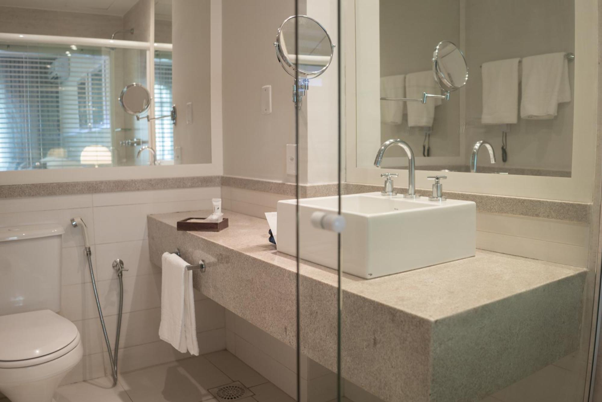 Luxury Triple Room,763179979:JPEG