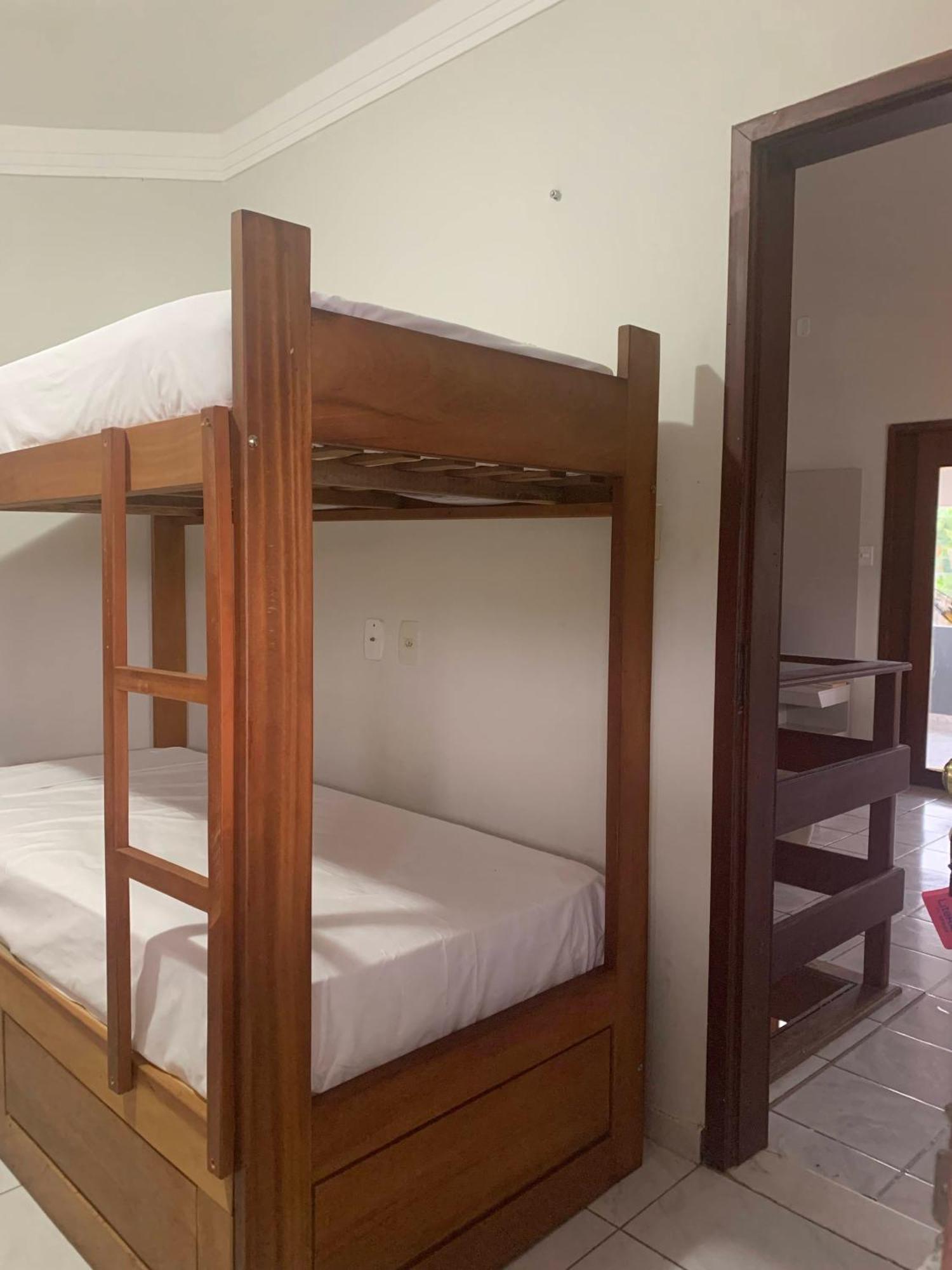 Cama de Solteiro em Dormitório Masculino